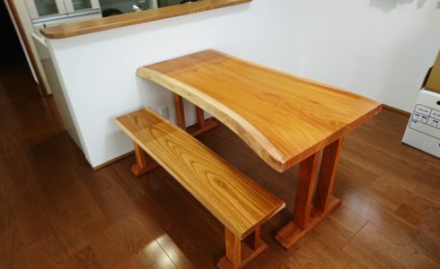 一枚板ダイニングテーブル