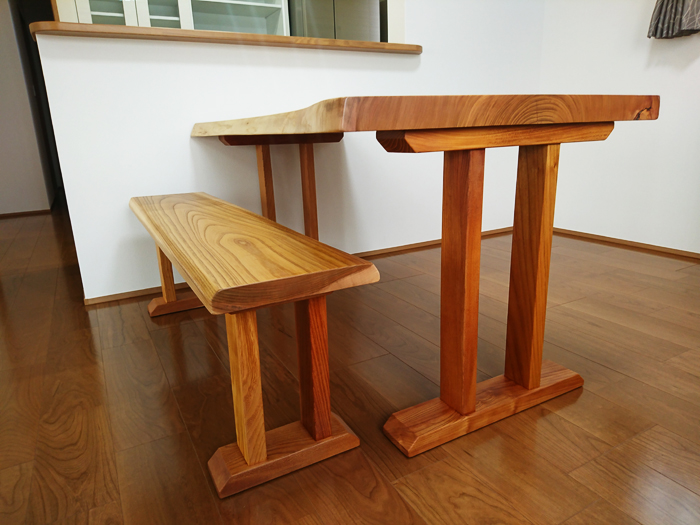 榎本銘木店の脚