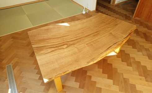 栗の木一枚板テーブル