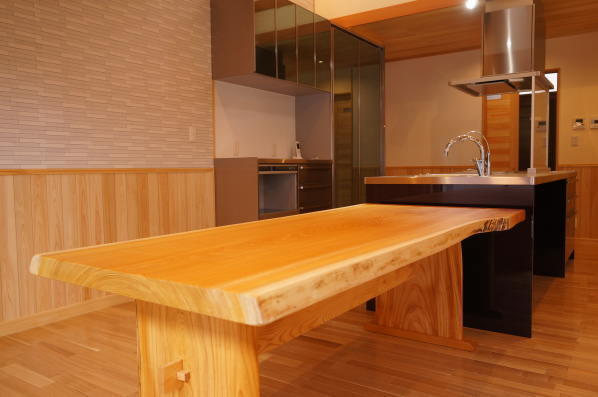 無垢一枚板ダイニングテーブル