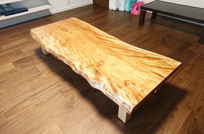 カバ桜一枚板ローテーブル