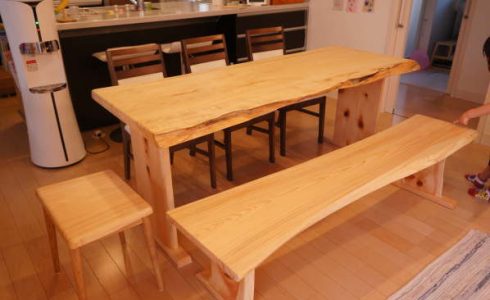ヒノキ一枚板ダイニングテーブル