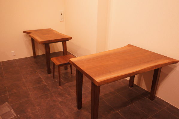 ブラックウォルナットテーブル