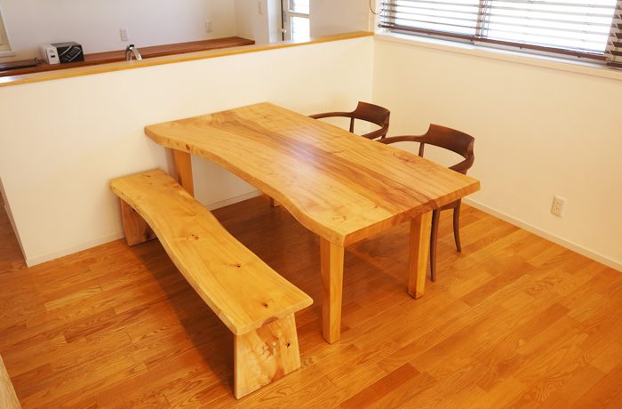 栃一枚板ダイニングテーブル