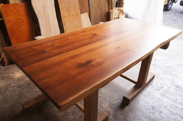 ブラックウォルナット天然木二枚接ぎ