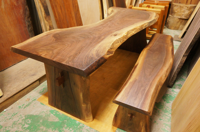 ウォルナット一枚板