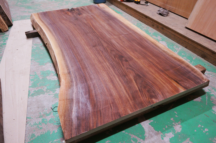 ウォルナット一枚板テーブル