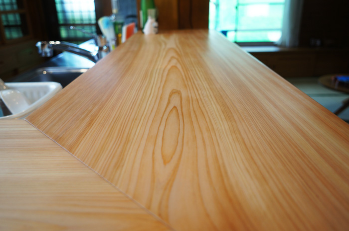 桧のカウンター