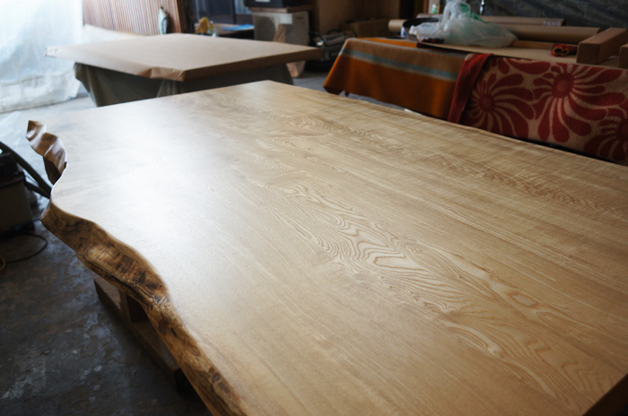栓一枚板テーブル