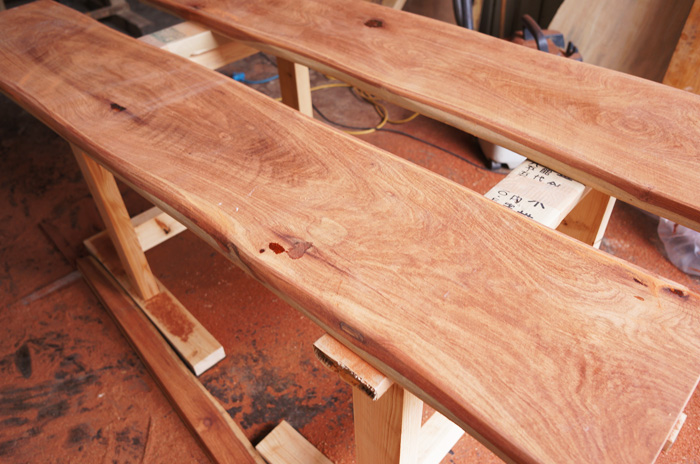 カリン一枚板ベンチ