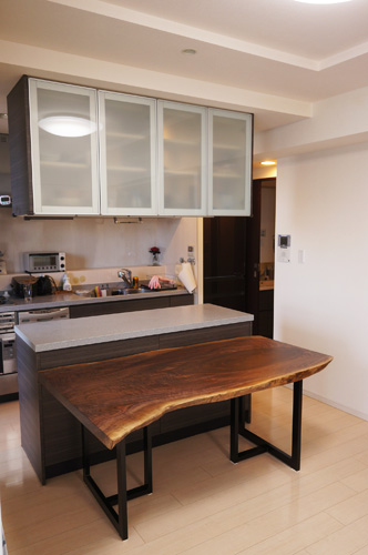 天然木一枚板テーブル