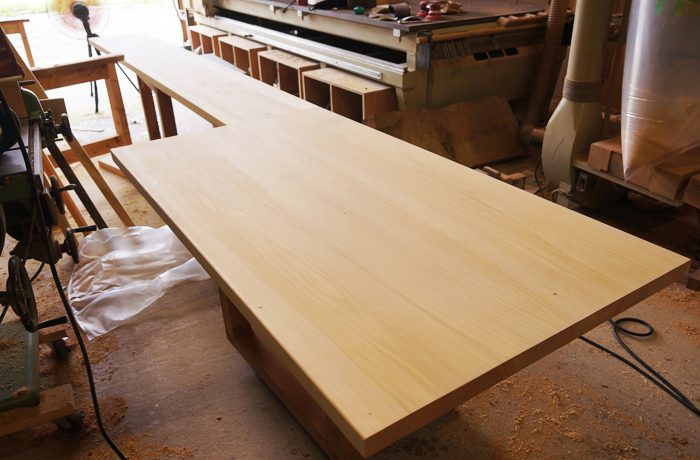 イチョウ一枚板カウンター