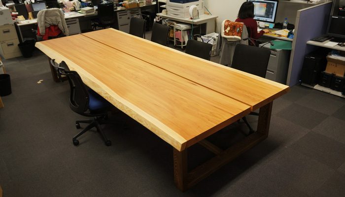 東京都荒川区｜一枚板会議テーブル