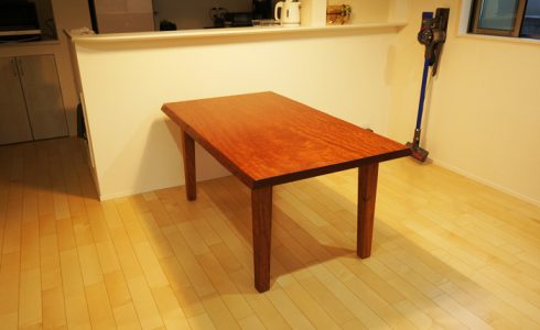 ブビンガ天然木テーブル
