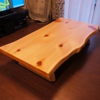 ヒノキ天然木テーブル
