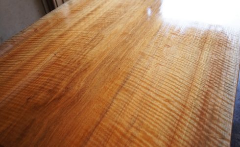 木目の良い一枚板