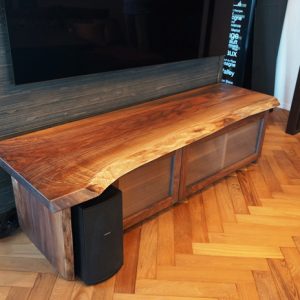 ウォルナット無垢テレビボード