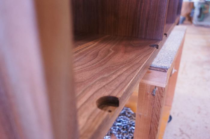 ウォルナットテレビボード製作