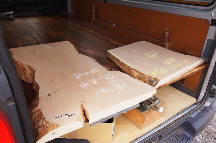 楓一枚板テーブル