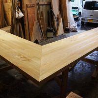 ラオスヒノキカウンター