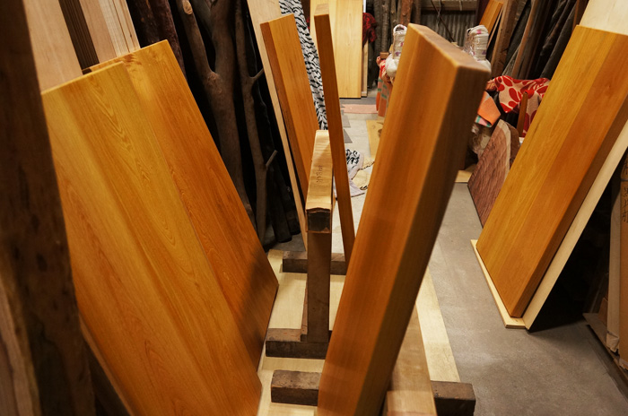 ケヤキテーブル