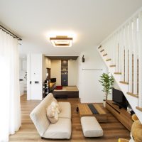 木の一枚板のあるお部屋