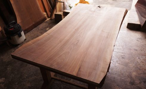 ウォルナット一枚板