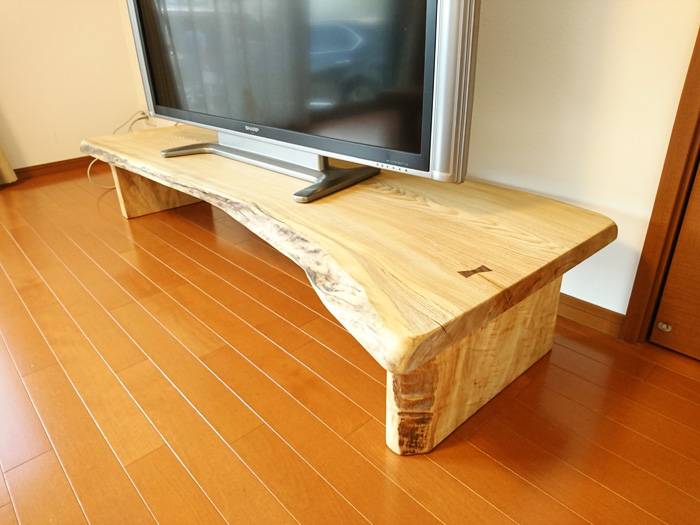 栓天然木テレビ台