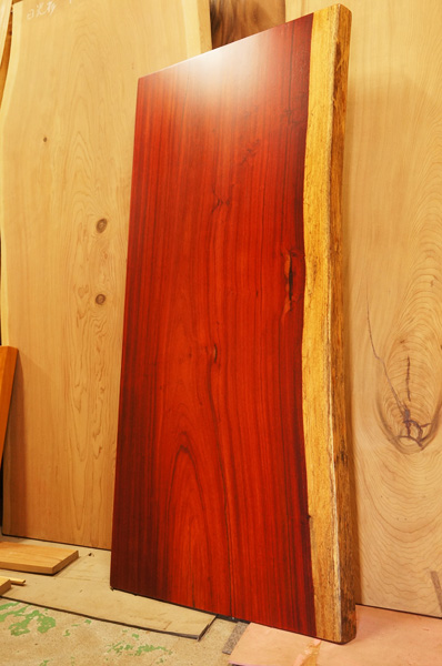 アフリカンパドック木材