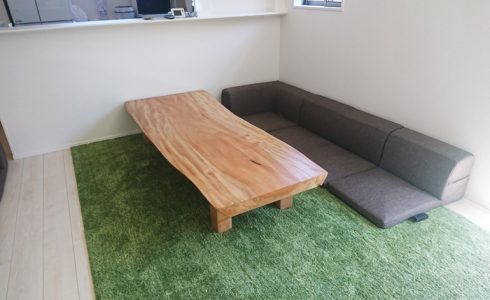 栃の木一枚板テーブル