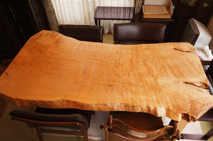 楓一枚板ダイニングテーブル