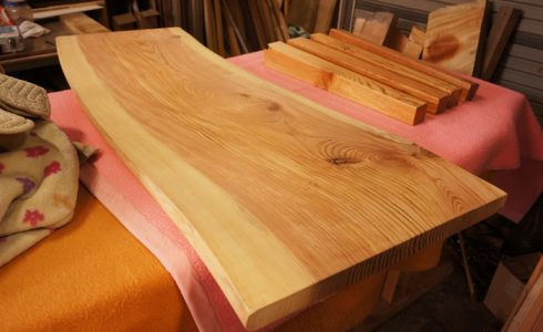松一枚板テーブル