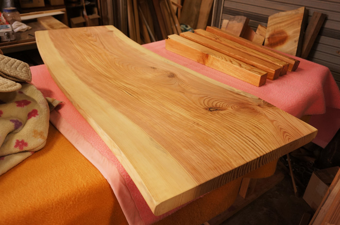 松一枚板テーブル