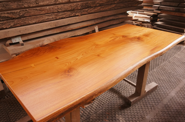 ケヤキ一枚板テーブル