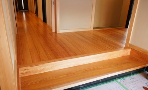 無垢一枚板フローリング