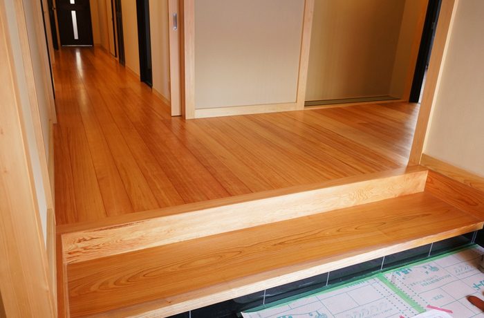 無垢一枚板フローリング