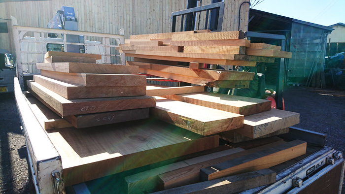 店舗用一枚板カウンター