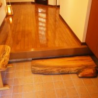 木の一枚板家具製品