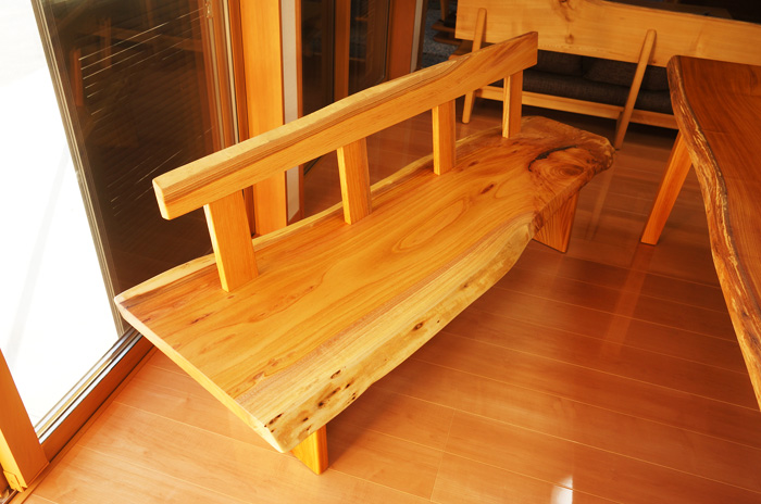 ケヤキ一枚板ベンチ