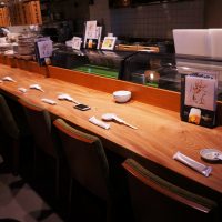 店舗ケヤキ一枚板カウンター