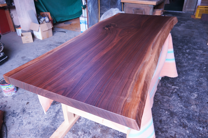 ブラックウォルナット一枚板