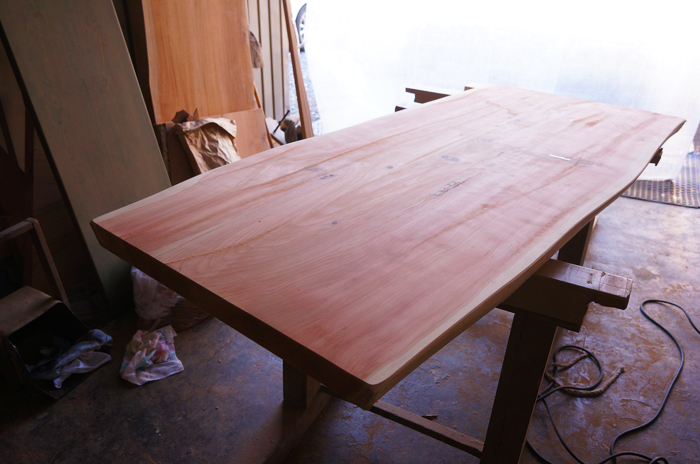 日光杉一枚板テーブル