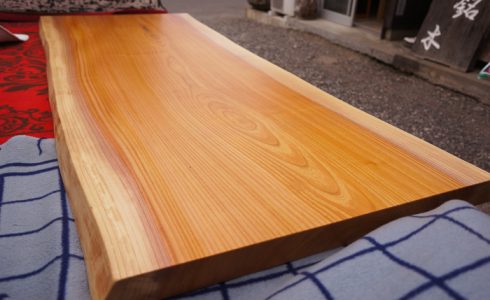 ケヤキ一枚板ダイニングテーブル