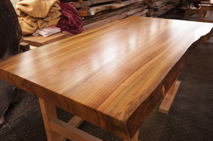 一枚板テーブル