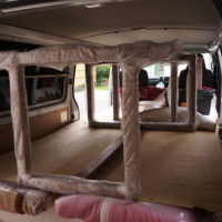 ハイエース積み込み