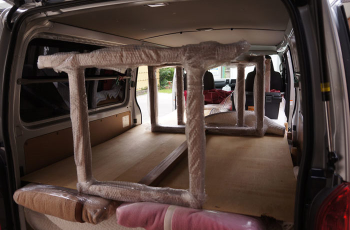 ハイエース積み込み