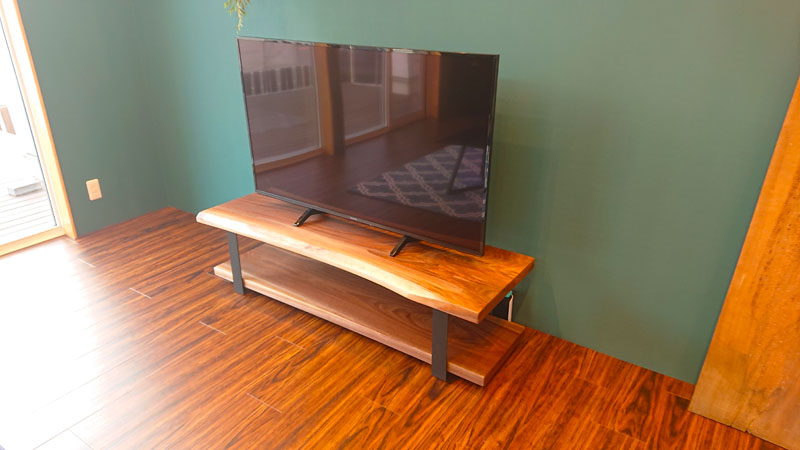 BW一枚板テレビ台