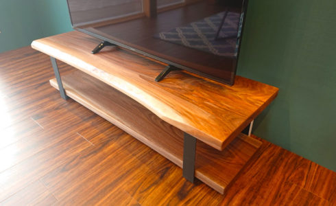 ブラックウォルナット一枚板テレビ台