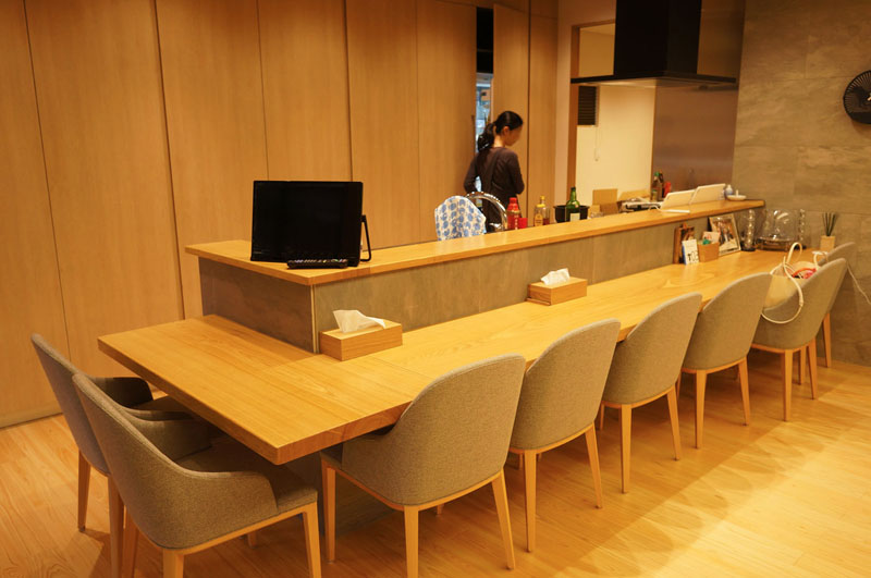 一枚板カウンター