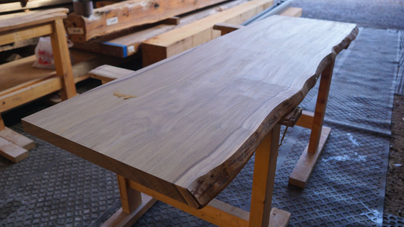 一枚板カウンター